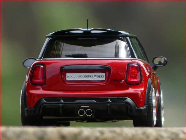 1:18 Mini Cooper S JWC WORKS Package 2021 - Red Edition inkl. OVP